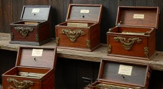 Understanding the Value of Antique Music Boxes: Factors to Consider